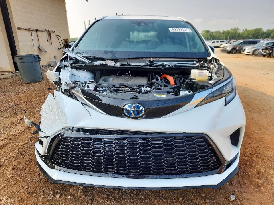 2024 TOYOTA SIENNA XSE 7-PASSENGER 5