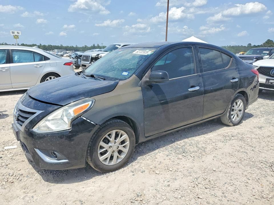 2018 NISSAN VERSA SV - 1