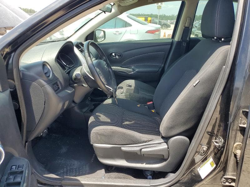 2018 NISSAN VERSA SV 7