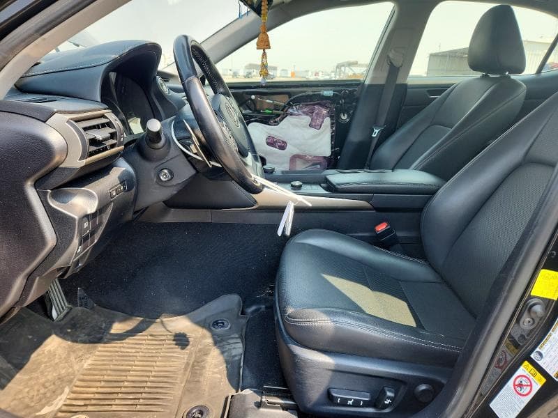 2018 LEXUS IS 300 7
