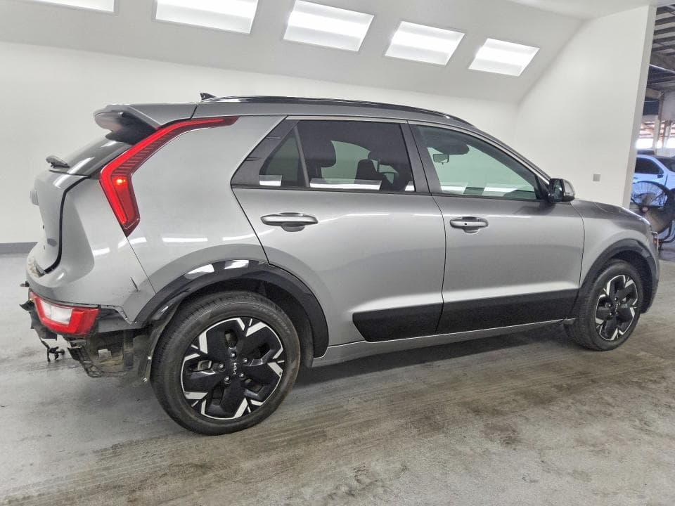 2023 KIA NIRO WIND 3