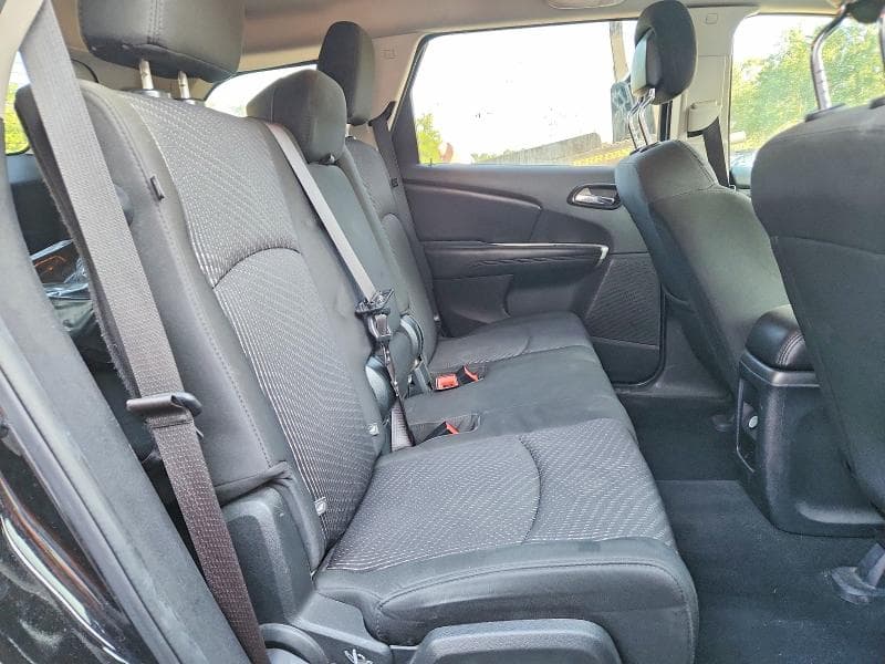 2020 DODGE JOURNEY SE 11