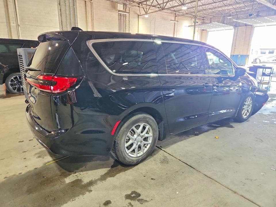2026 CHRYSLER PACIFICA SELECT 3