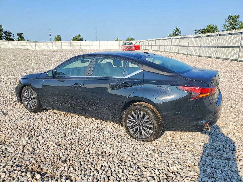 2026 NISSAN ALTIMA SV 2