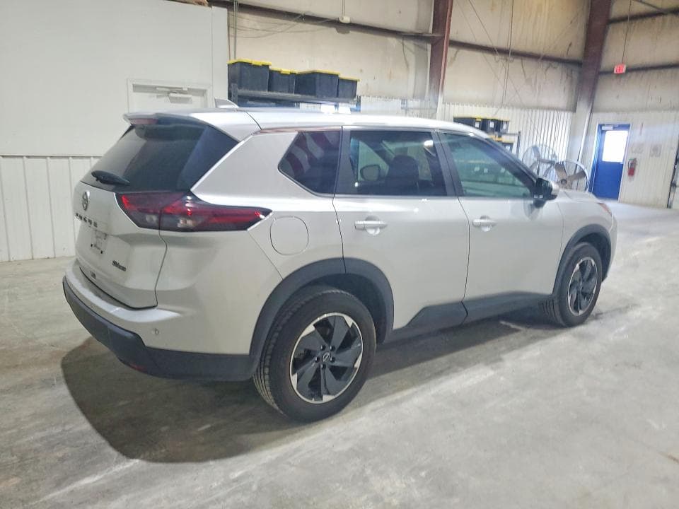 2024 NISSAN ROGUE SV 3
