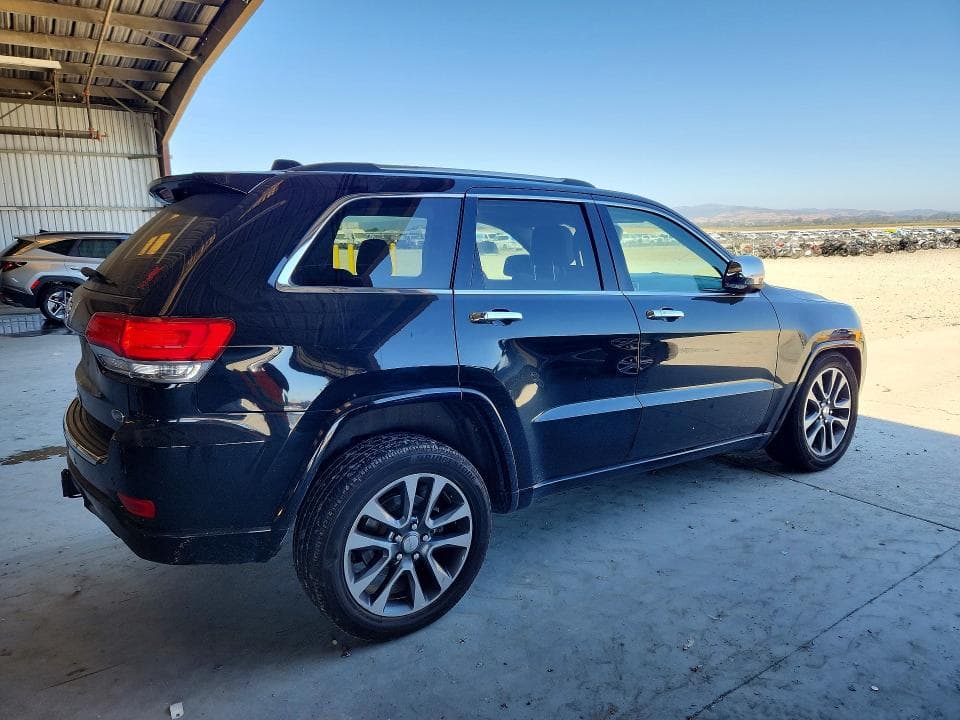 2017 JEEP GRAND CHEROKEE OVERLAND 3