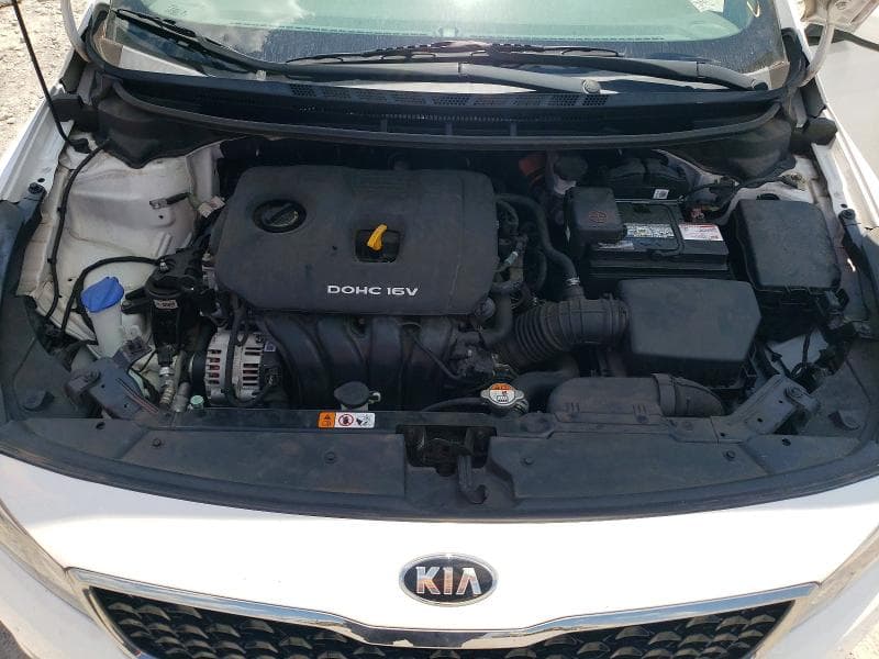 2017 KIA FORTE LX 11