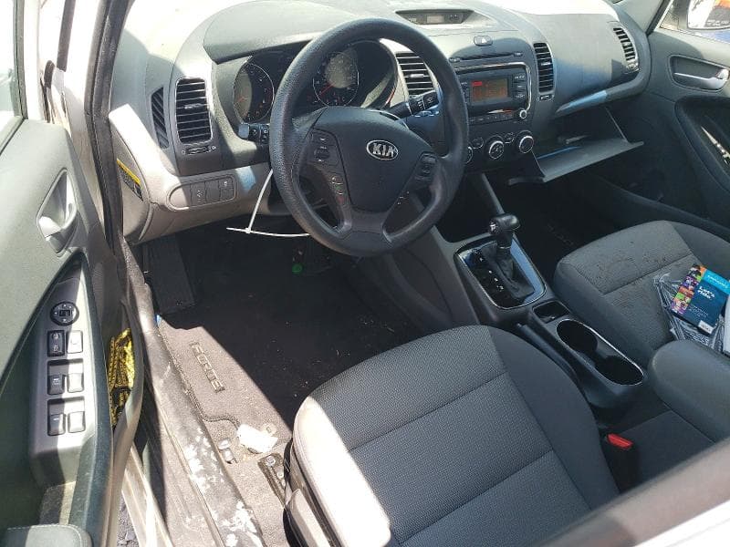2017 KIA FORTE LX 8