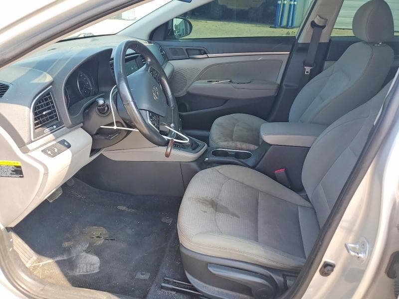 2017 HYUNDAI ELANTRA SE 7