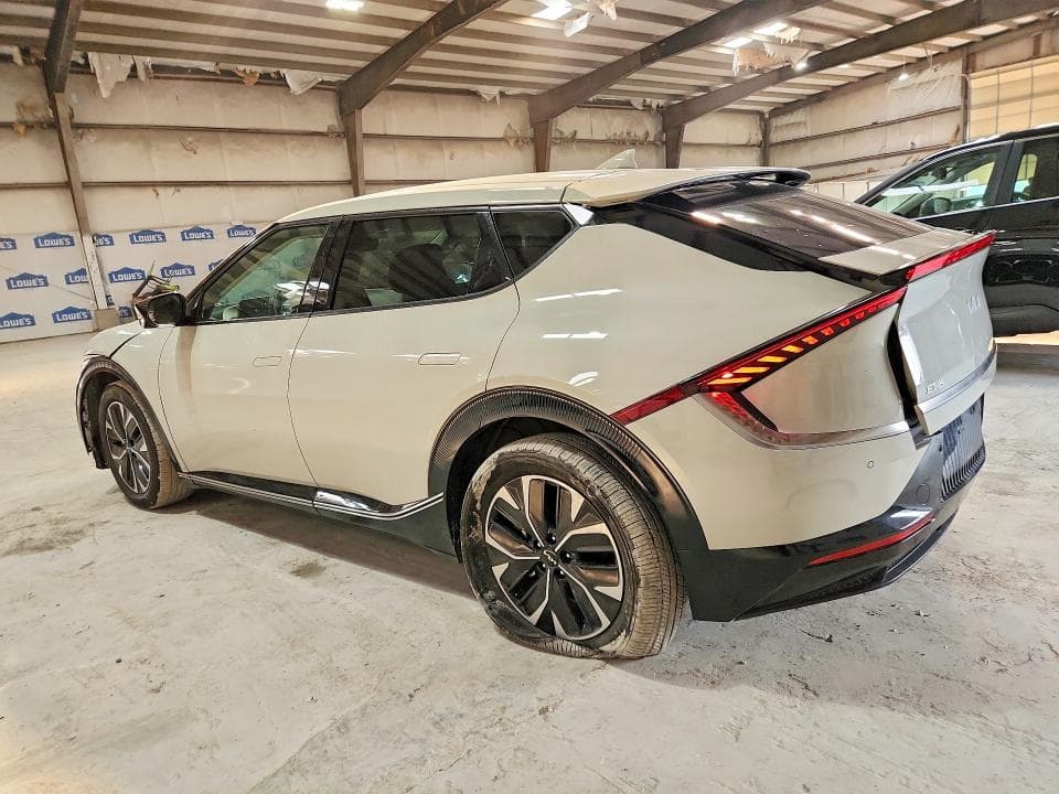 2024 KIA EV6 WIND 2