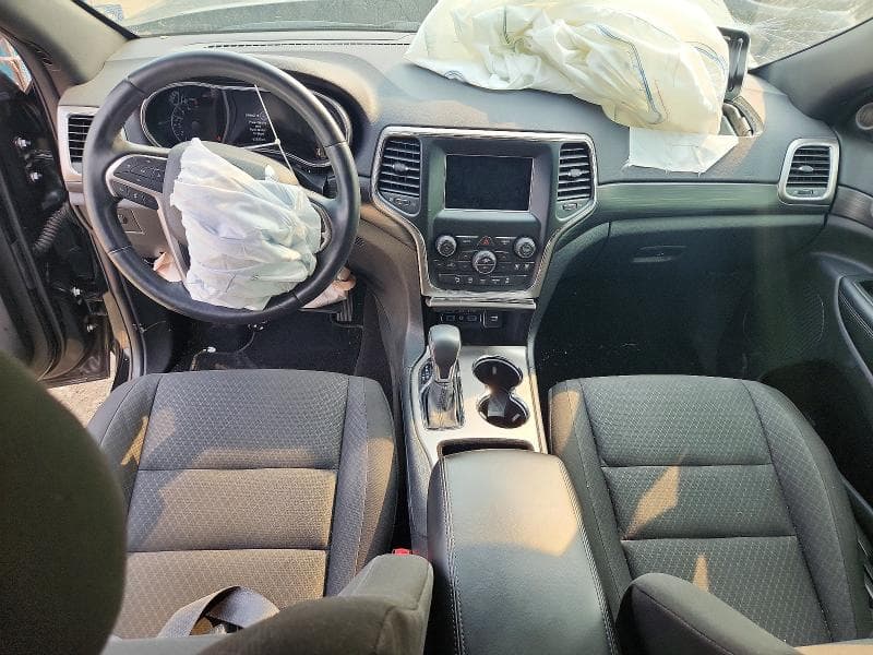 2019 JEEP GRAND CHEROKEE LAREDO 8