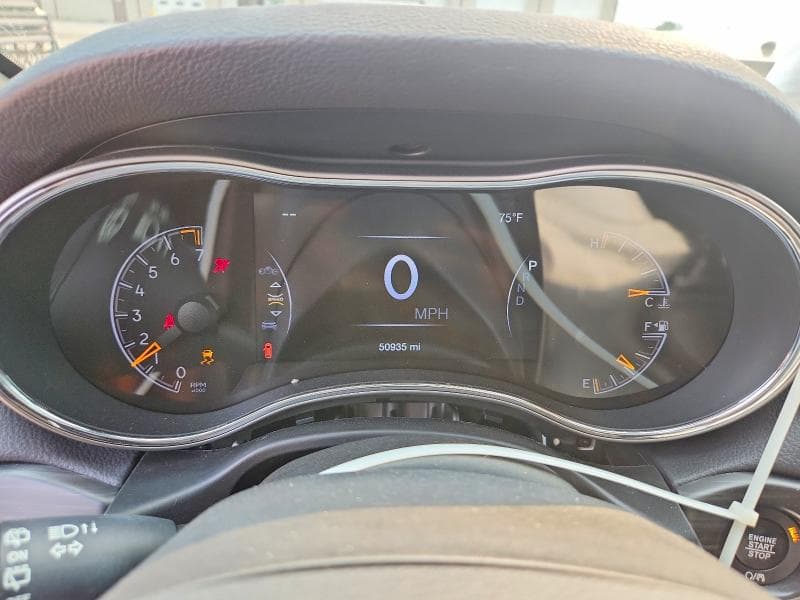 2019 JEEP GRAND CHEROKEE LAREDO 9