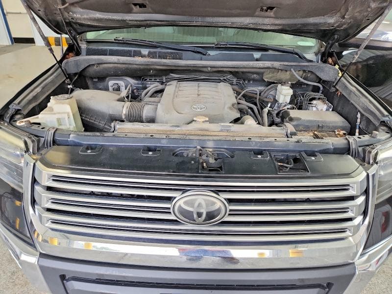 2018 TOYOTA TUNDRA CREWMAX LIMITED 11