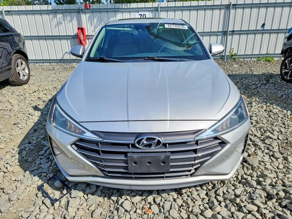 2020 HYUNDAI ELANTRA VALUE EDITION 5