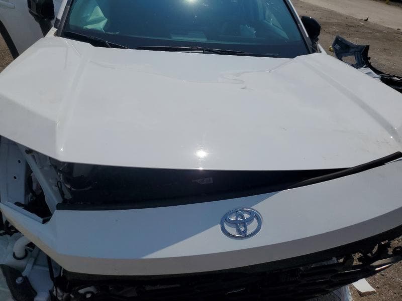 2026 TOYOTA RAV4 XLE PREMIUM 11
