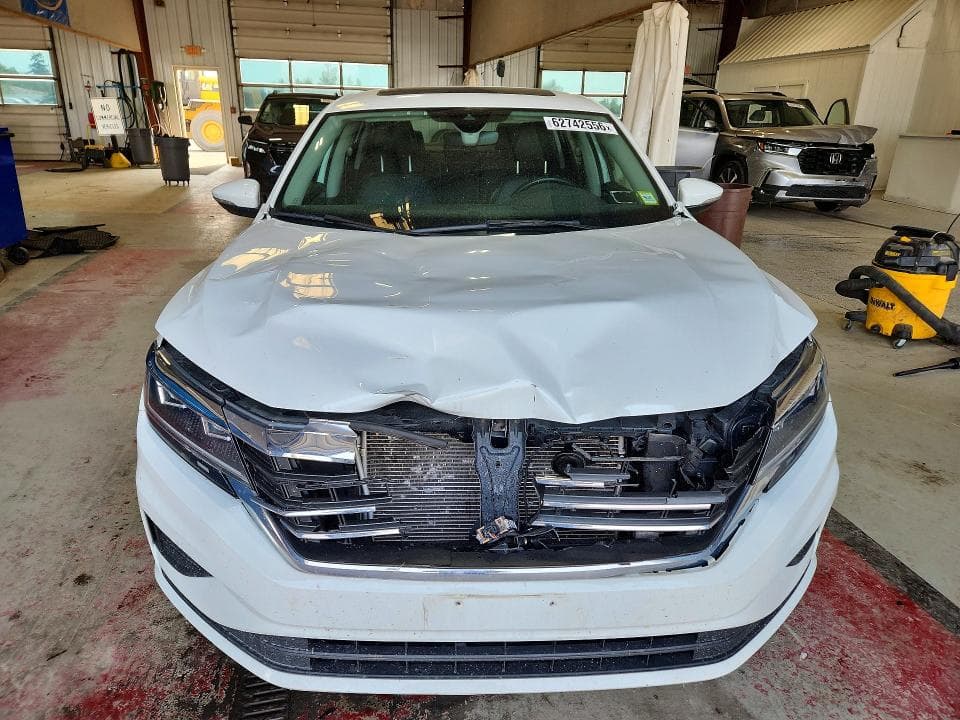2022 VOLKSWAGEN PASSAT SE 5
