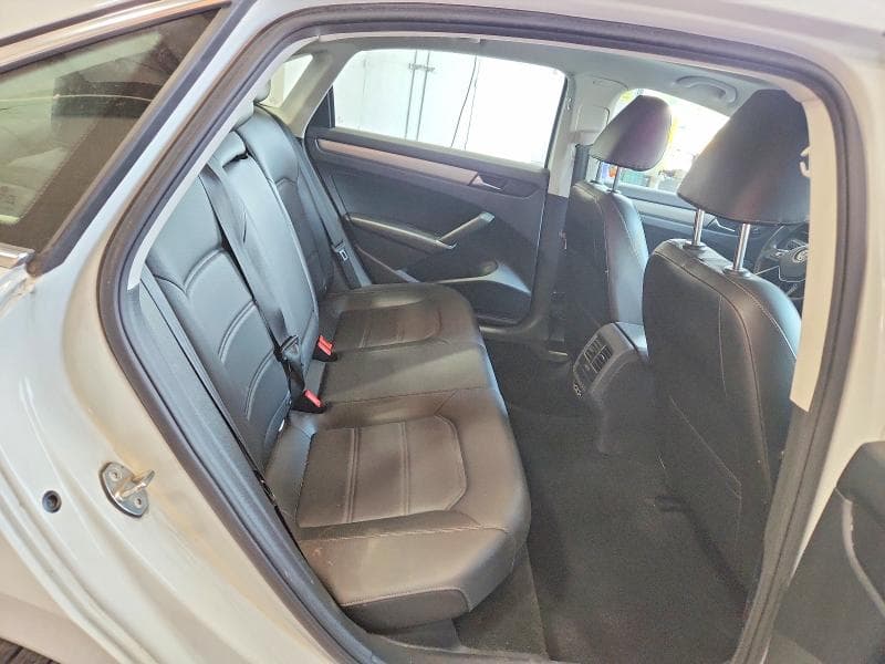 2022 VOLKSWAGEN PASSAT SE 10