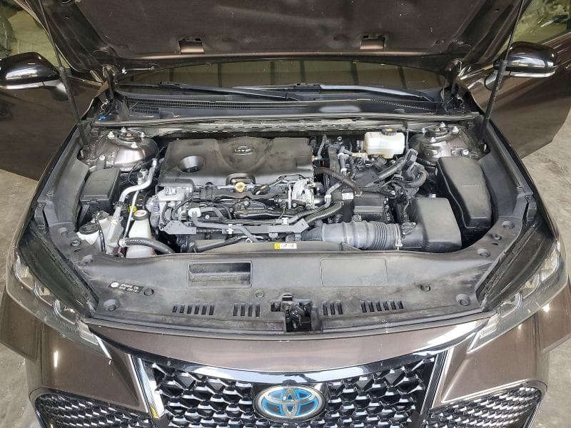 2020 TOYOTA AVALON XSE 11