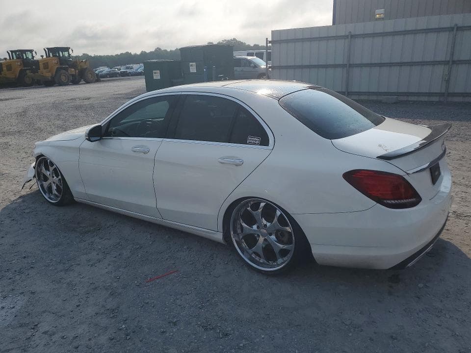 2020 MERCEDES-BENZ C 300 2