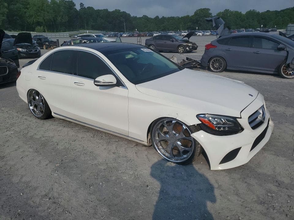 2020 MERCEDES-BENZ C 300 4