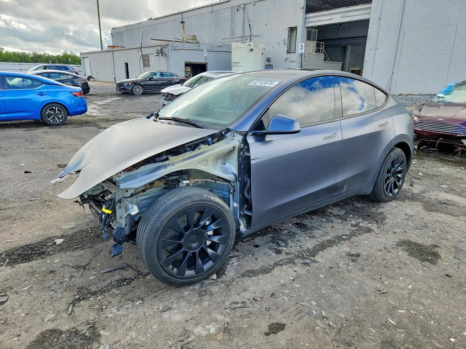 2023 TESLA MODEL Y - 1