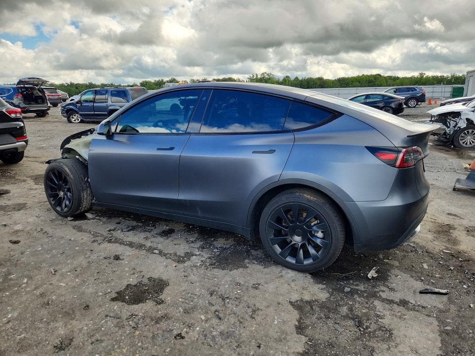 2023 TESLA MODEL Y 2