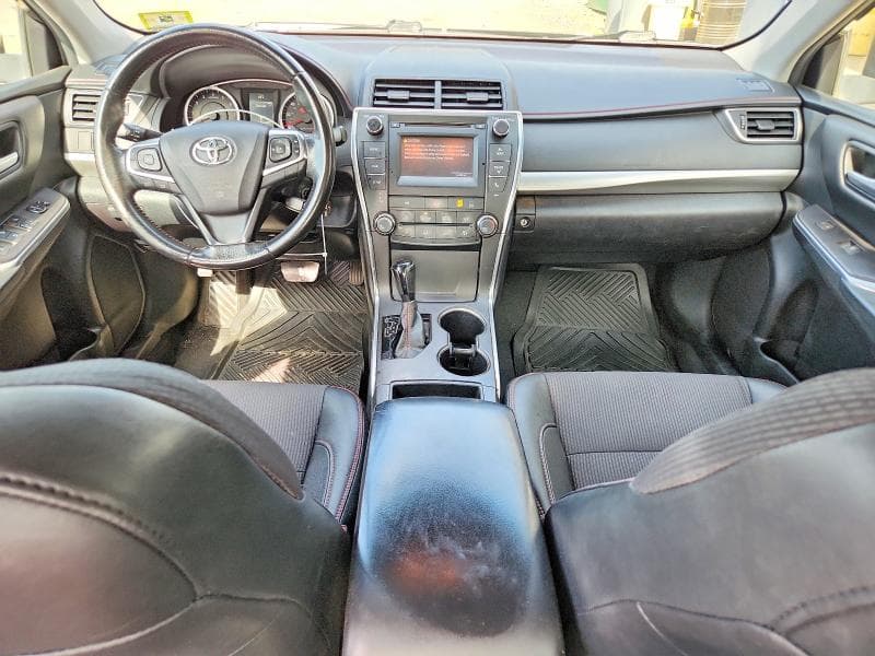 2017 TOYOTA CAMRY SE 8