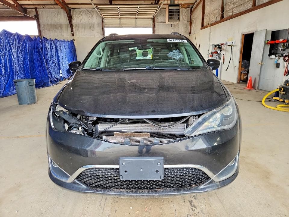 2019 CHRYSLER PACIFICA TOURING L 5