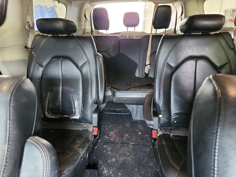 2019 CHRYSLER PACIFICA TOURING L 10