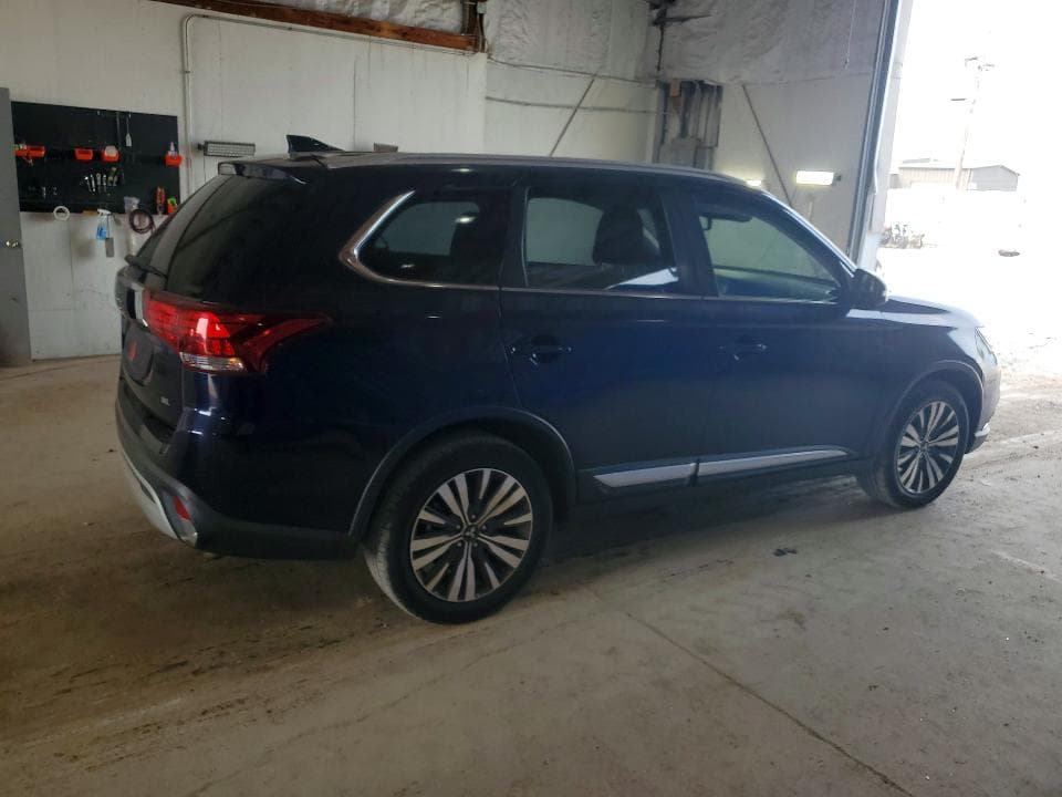 2020 MITSUBISHI OUTLANDER SE 3