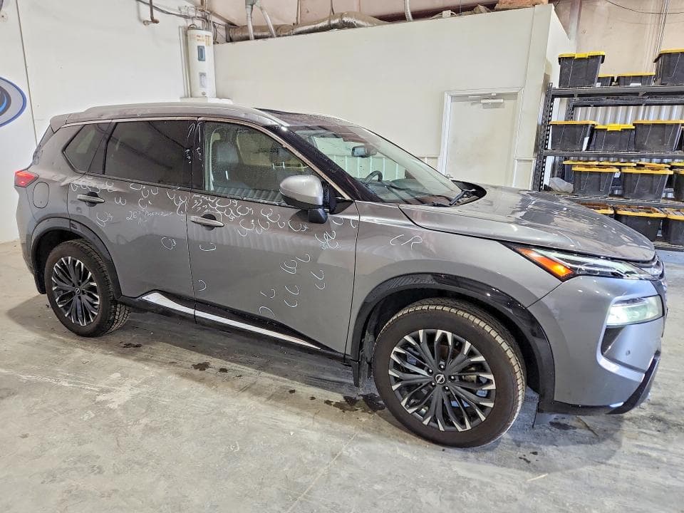 2024 NISSAN ROGUE PLATINUM 4
