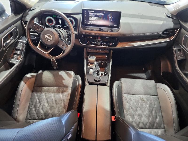 2024 NISSAN ROGUE PLATINUM 8