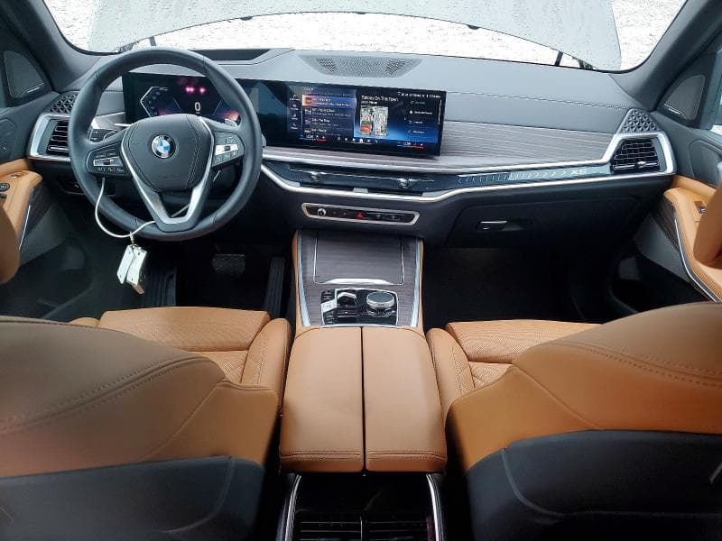 2025 BMW X5 XDRIVE40I 8