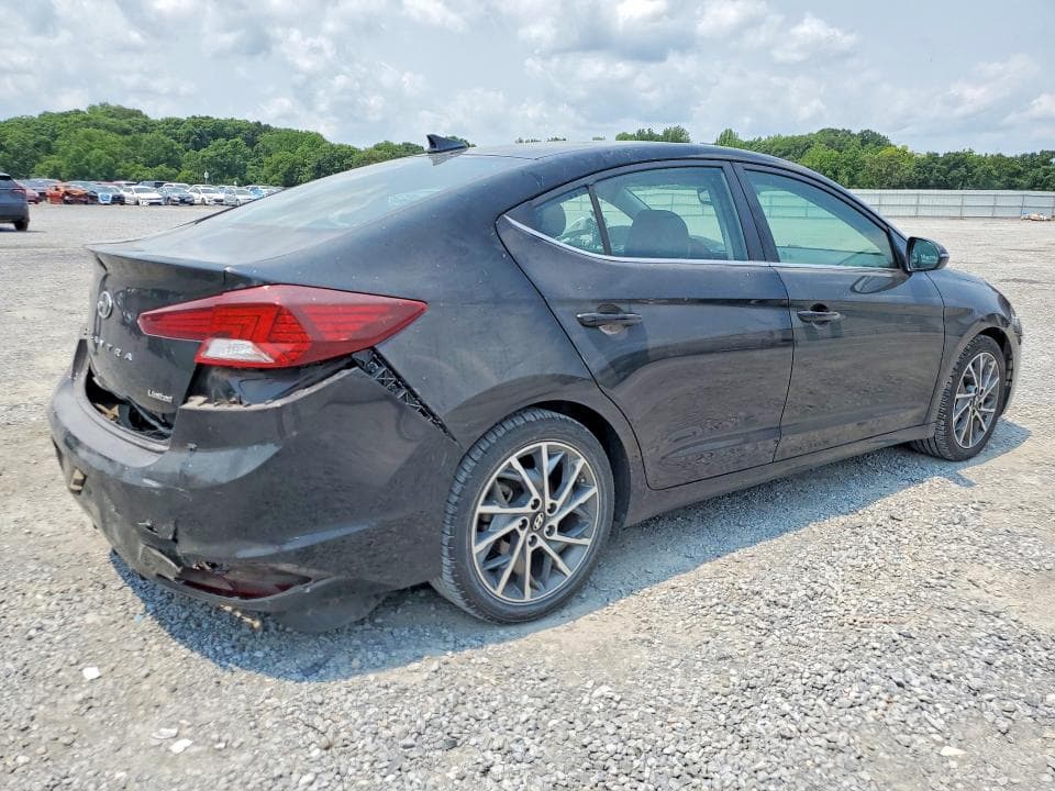 2019 HYUNDAI ELANTRA LIMITED 3
