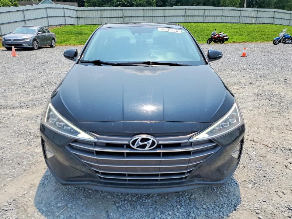 2019 HYUNDAI ELANTRA LIMITED 5