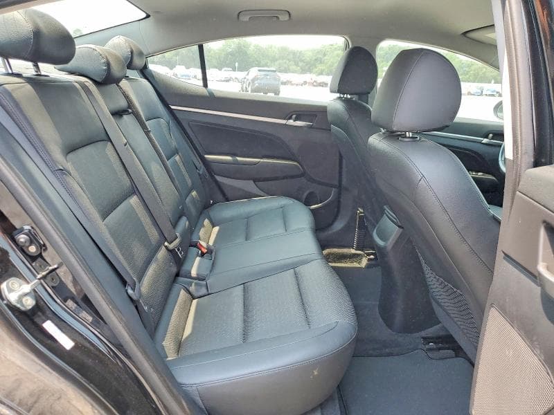 2019 HYUNDAI ELANTRA LIMITED 10