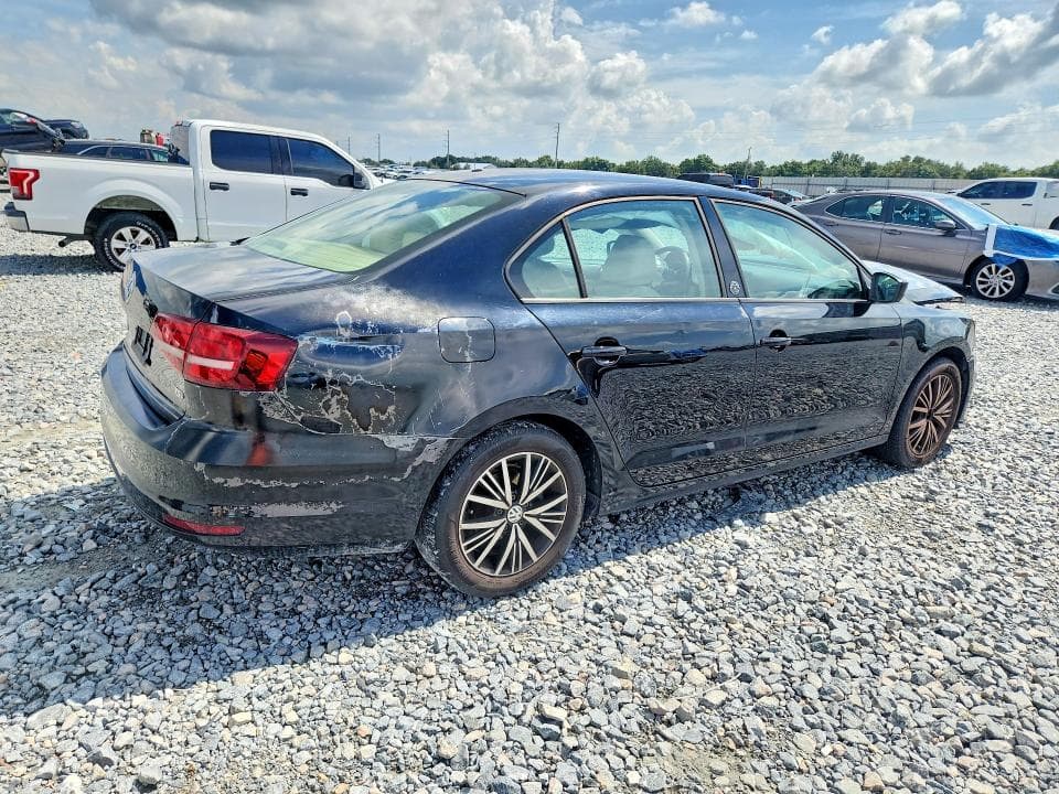 2018 VOLKSWAGEN JETTA SE 3