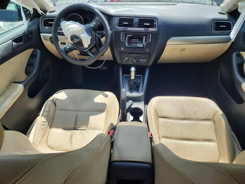 2018 VOLKSWAGEN JETTA SE 8