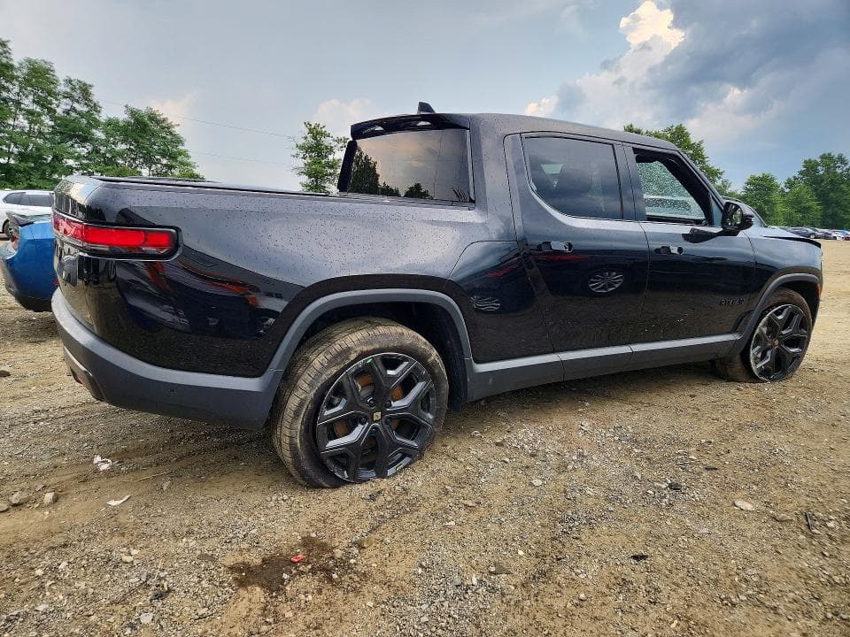 2025 RIVIAN R1T ADVENTURE 3