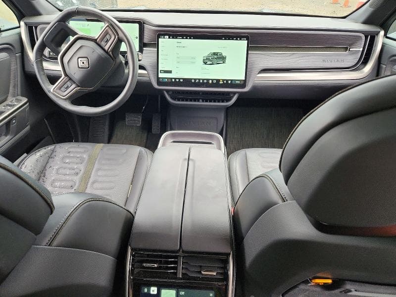 2025 RIVIAN R1T ADVENTURE 8
