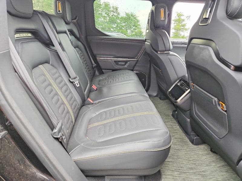 2025 RIVIAN R1T ADVENTURE 10