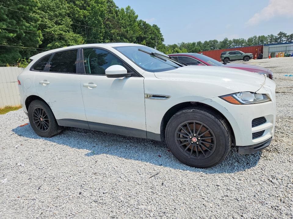 2017 JAGUAR F-PACE 4