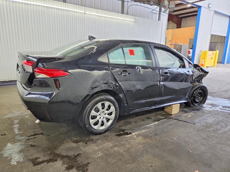 2026 TOYOTA COROLLA LE 3