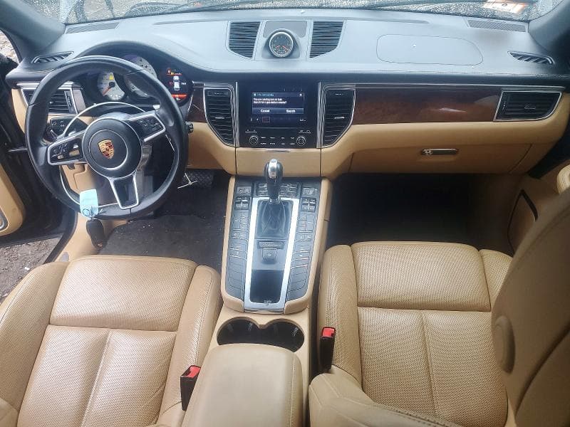 2018 PORSCHE MACAN S 8