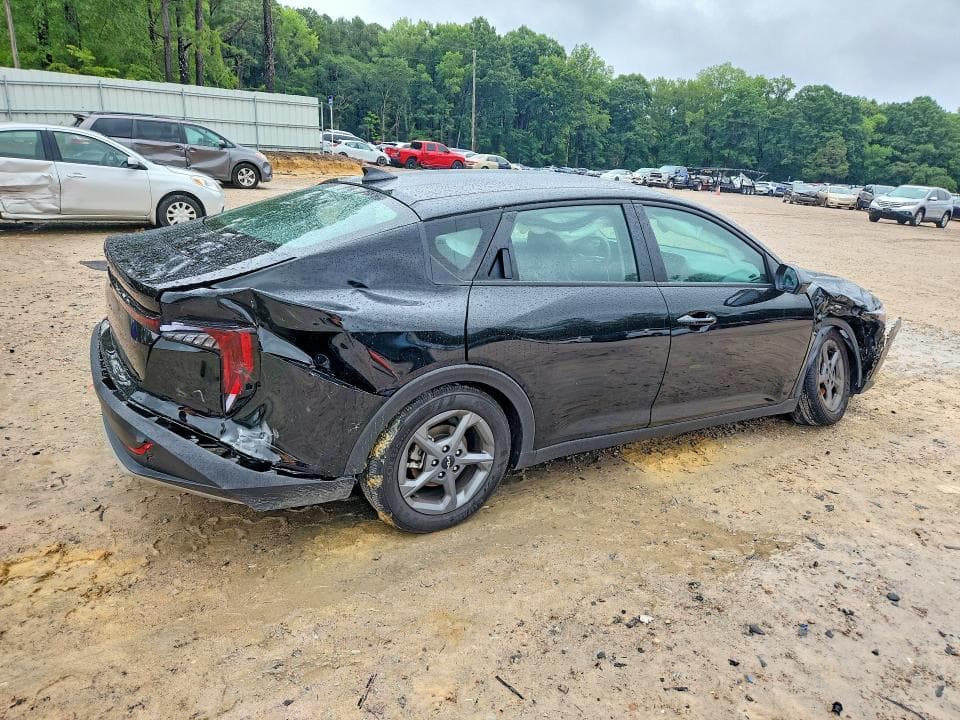 2025 KIA K4 LXS 3
