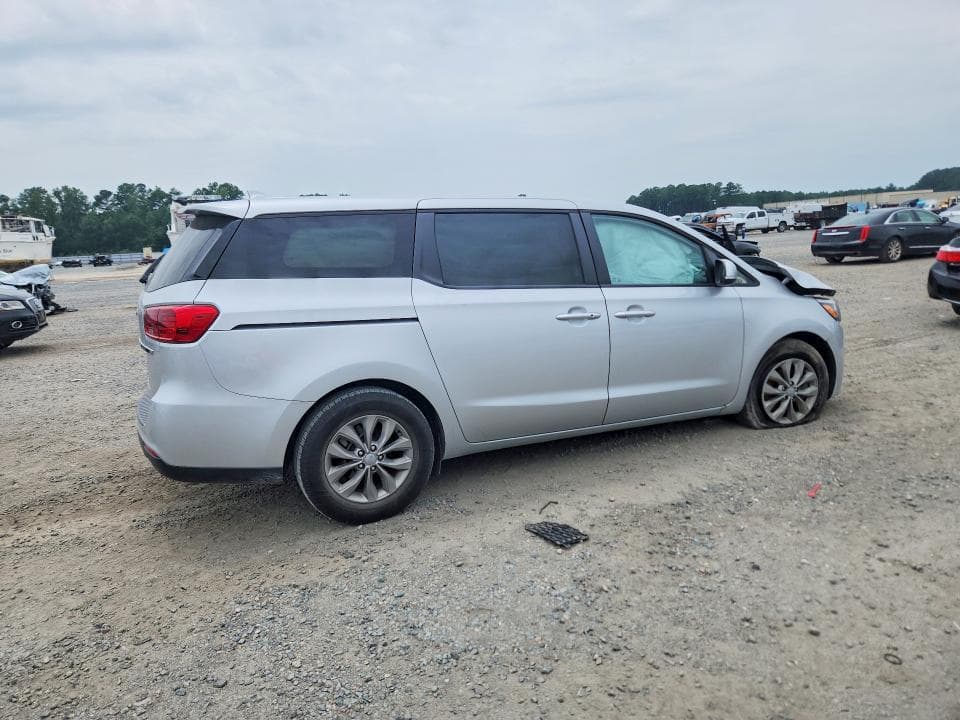2021 KIA SEDONA LX 3