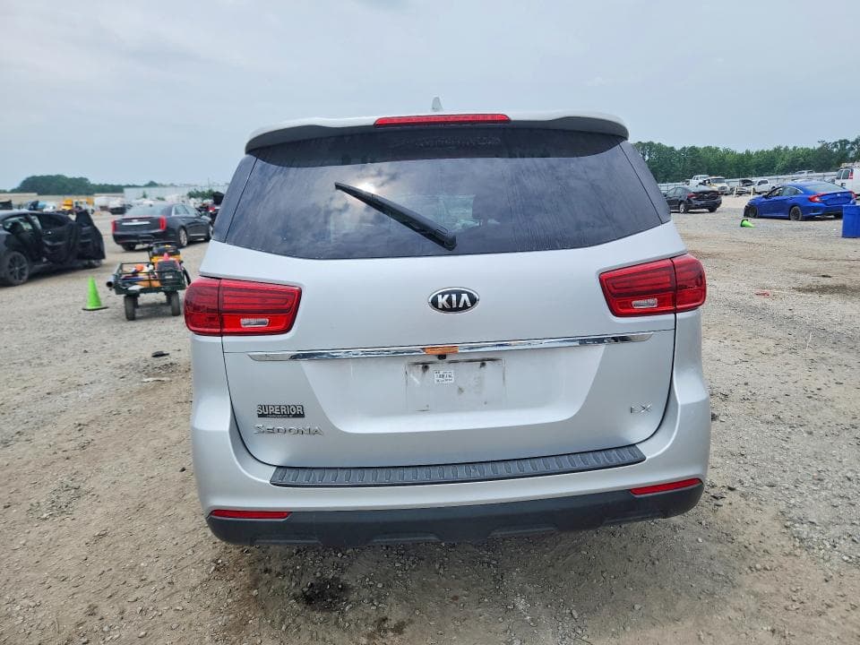 2021 KIA SEDONA LX 6