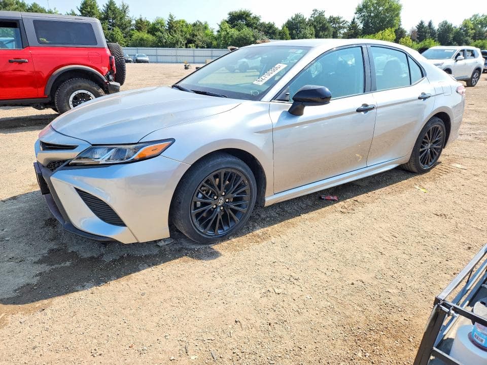 2019 TOYOTA CAMRY SE - 1