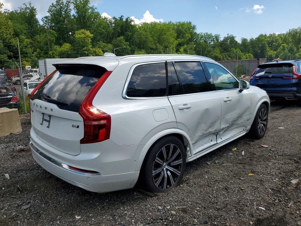 2023 VOLVO XC90 PLUS 3