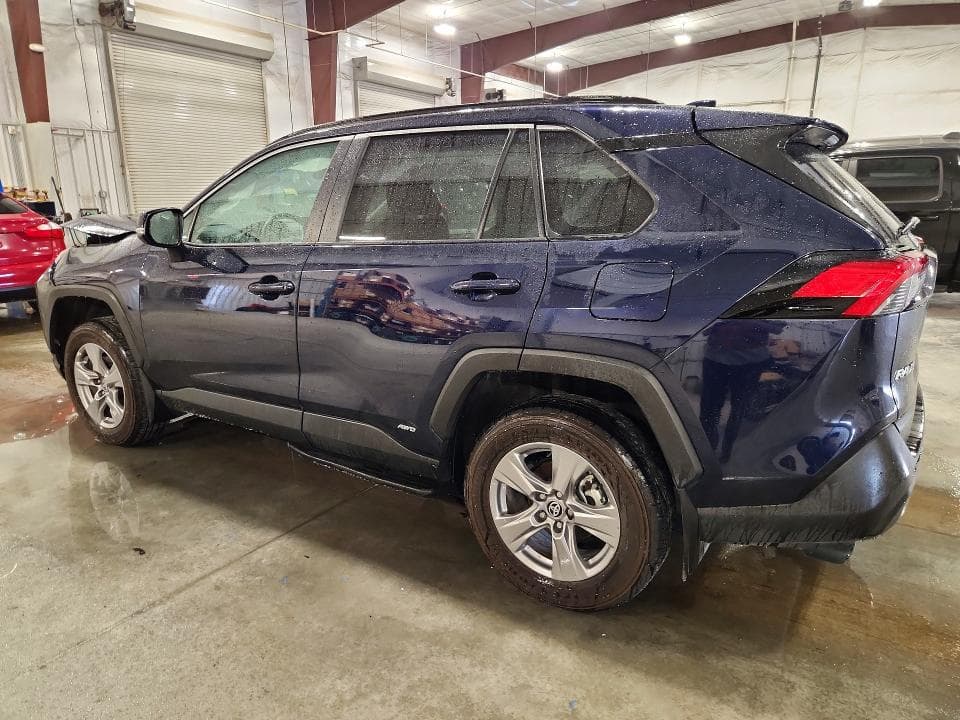 2025 TOYOTA RAV4 HYBRID XLE 2